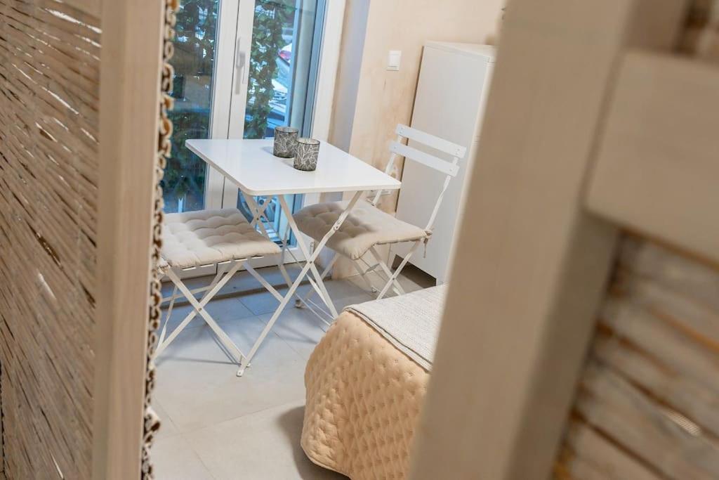 Exclusivo Bajo Frente Al Mar - Playa La Caleta Apartment Malaga Exterior photo