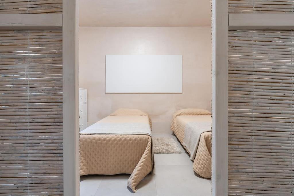 Exclusivo Bajo Frente Al Mar - Playa La Caleta Apartment Malaga Exterior photo
