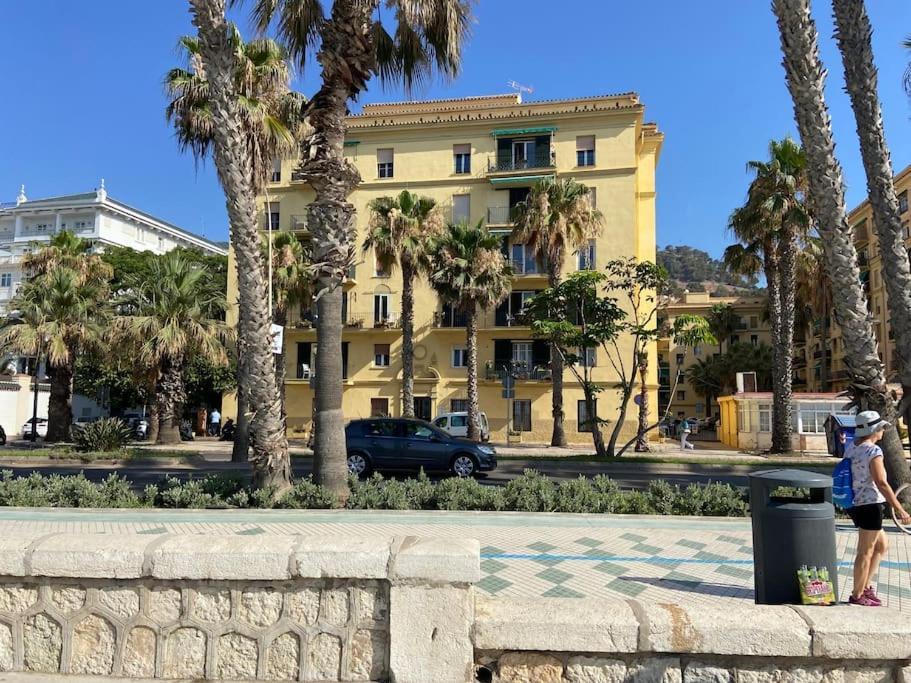 Exclusivo Bajo Frente Al Mar - Playa La Caleta Apartment Malaga Exterior photo