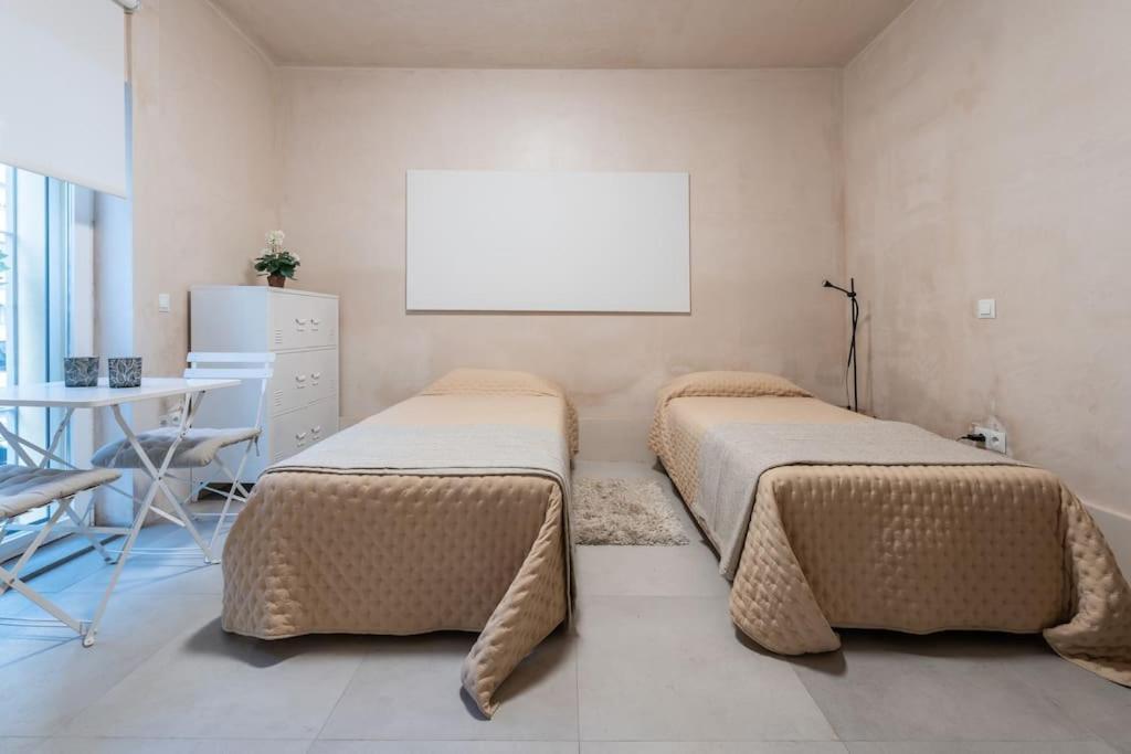 Exclusivo Bajo Frente Al Mar - Playa La Caleta Apartment Malaga Exterior photo